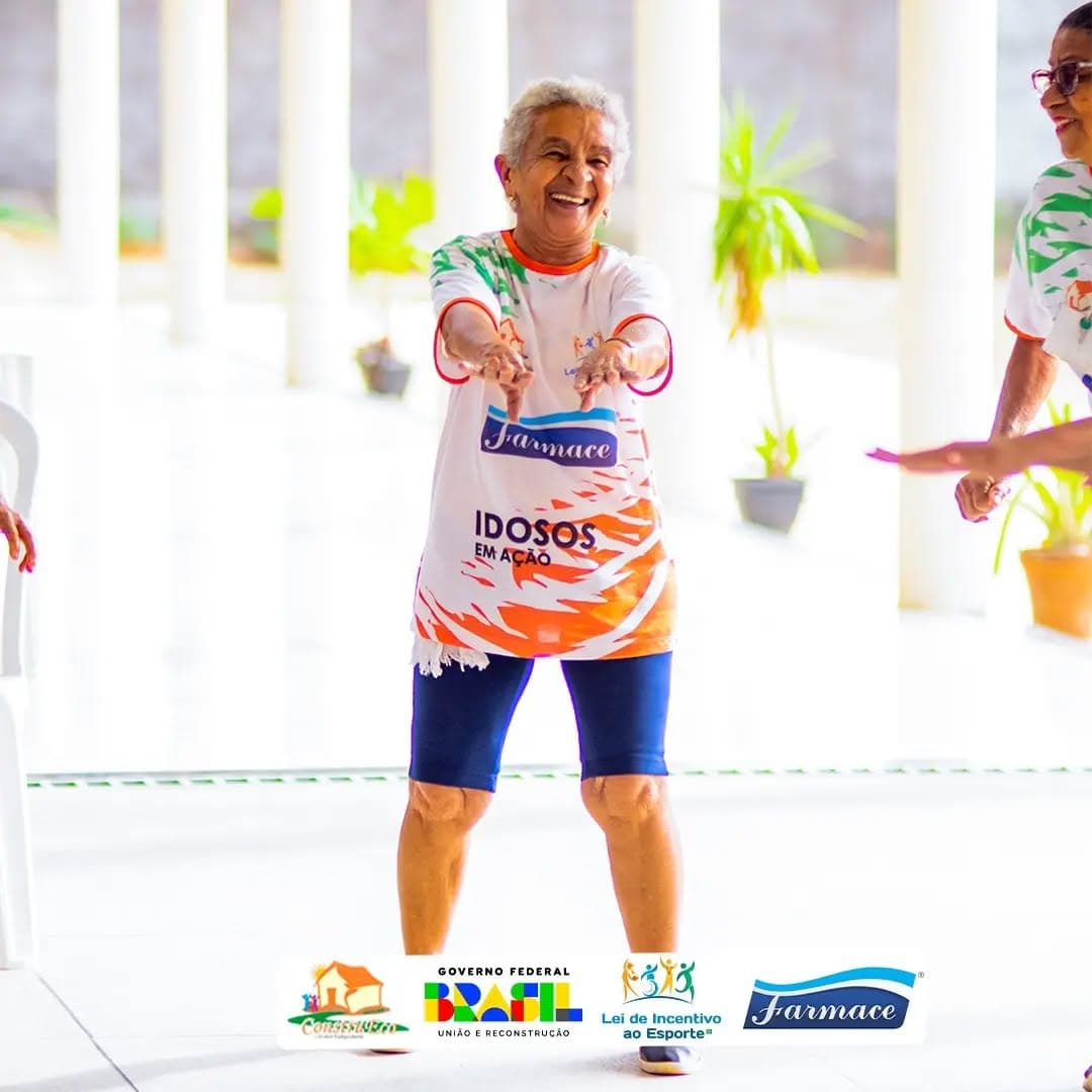 Comunidade da ONG Construeco se reunindo para atividades comunitárias